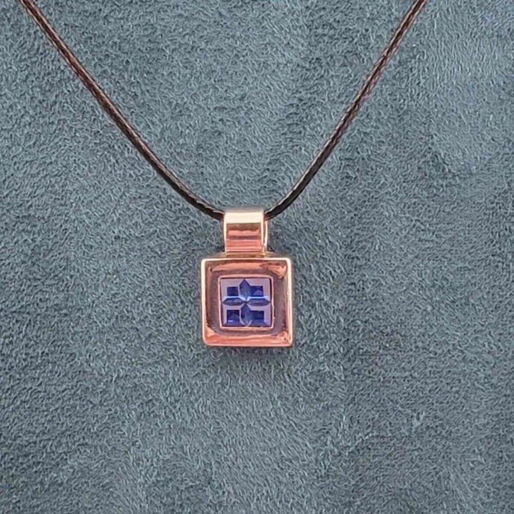 Cute Silver And Blue Stone Pendant Necklace